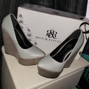 Rock & Republic Wedge Heels